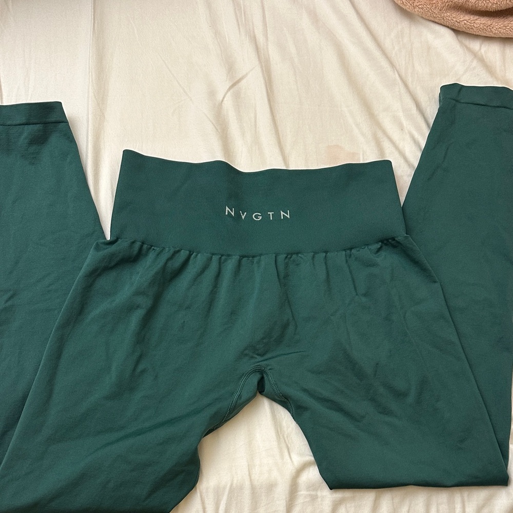 NVGTN Deep Green Leggings